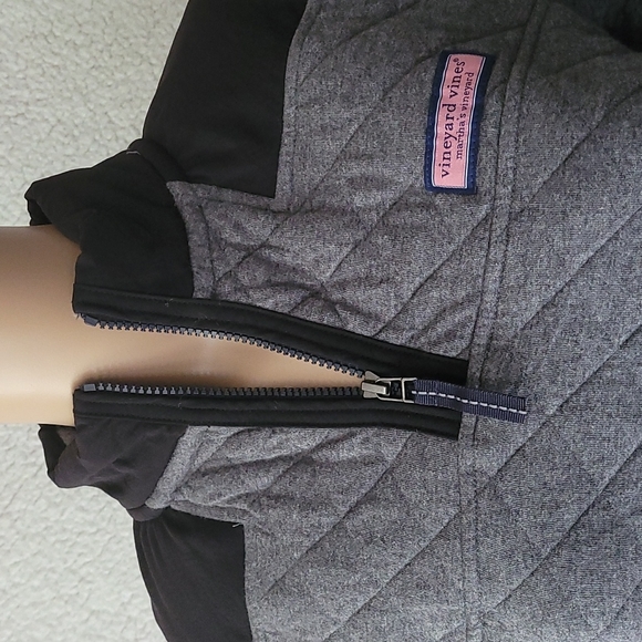 Vineyard Vines Quilted Shep Shirt Pullover 3/4 Zip Gray and Black Size S Vineyar - Picture 8 of 16